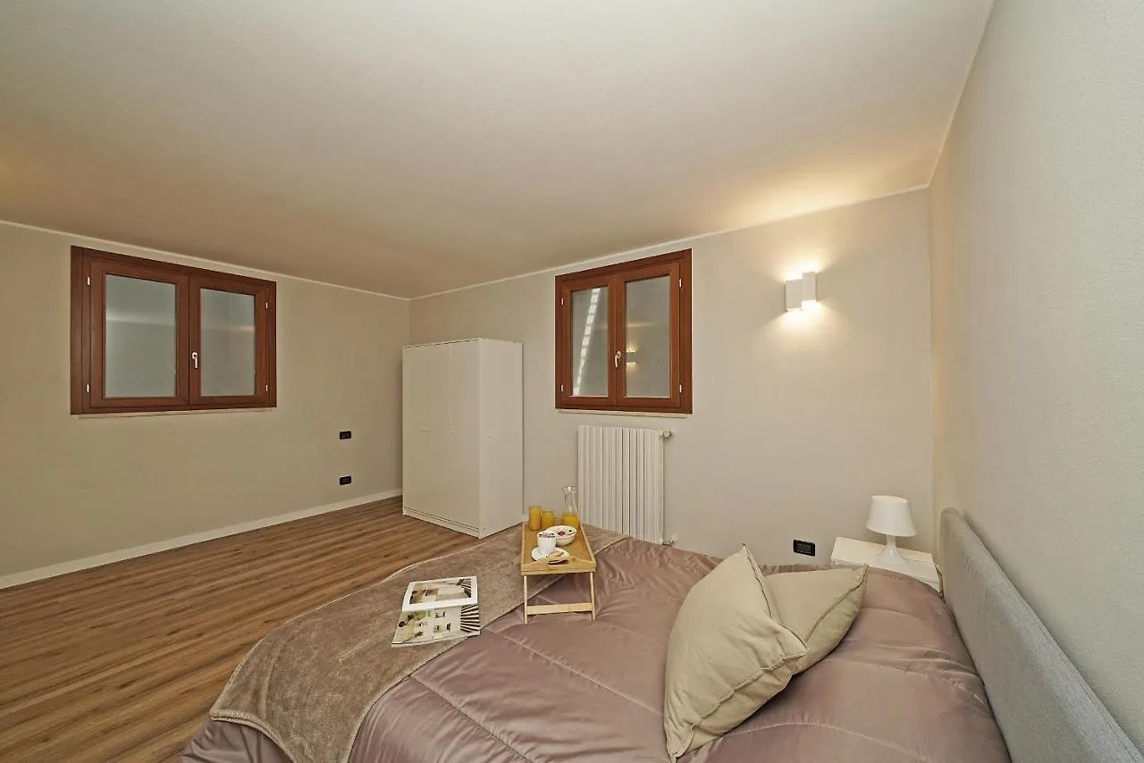Apartment Casa Monte Cicogna Pt-1 By Wonderful Italy Moniga del Garda
