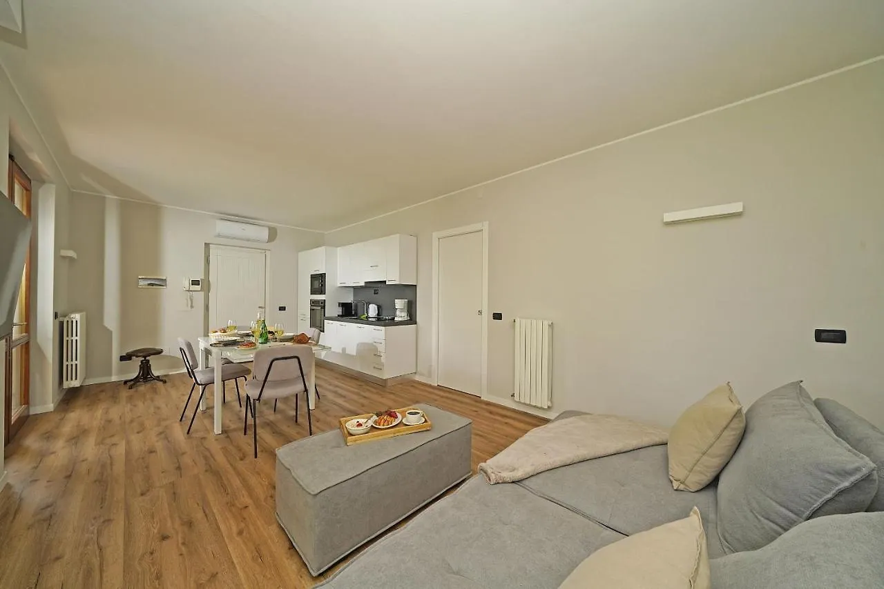 Casa Monte Cicogna Pt-1 By Wonderful Italy Moniga del Garda