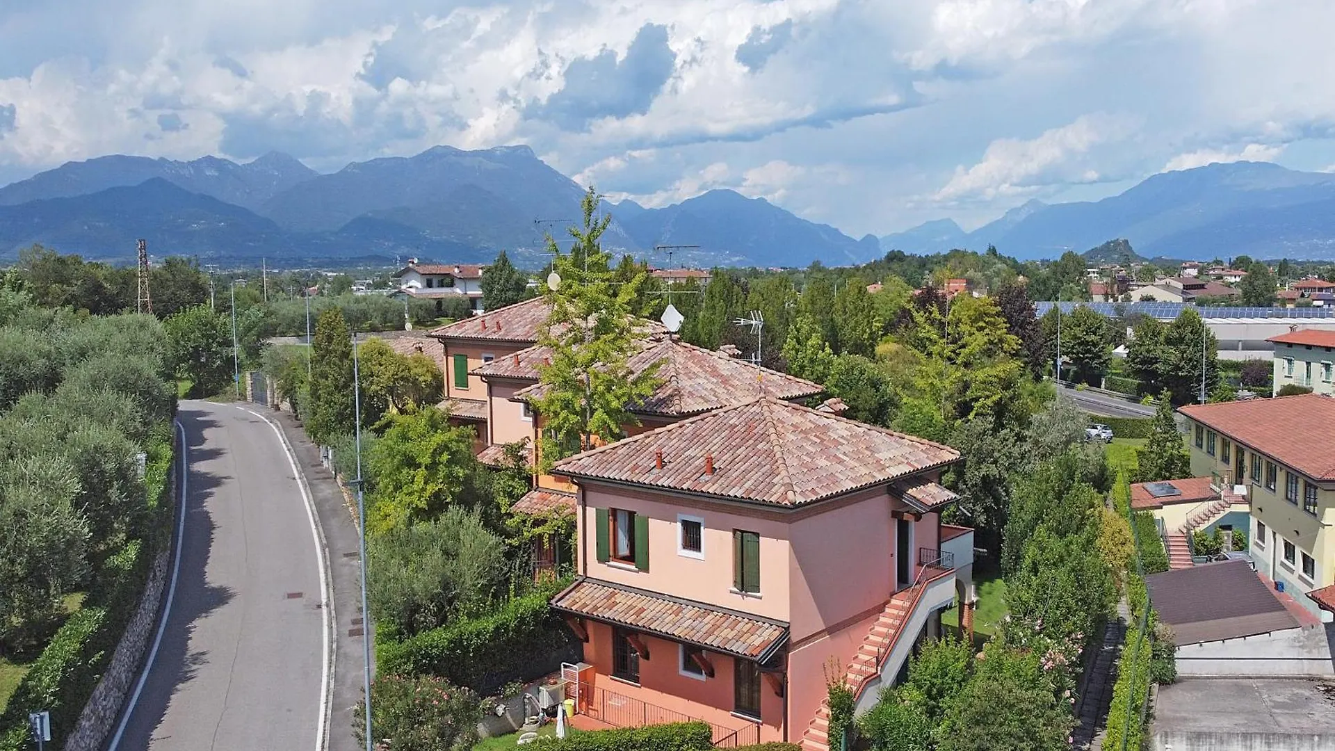 Apartment Casa Monte Cicogna Pt-1 By Wonderful Italy Moniga del Garda
